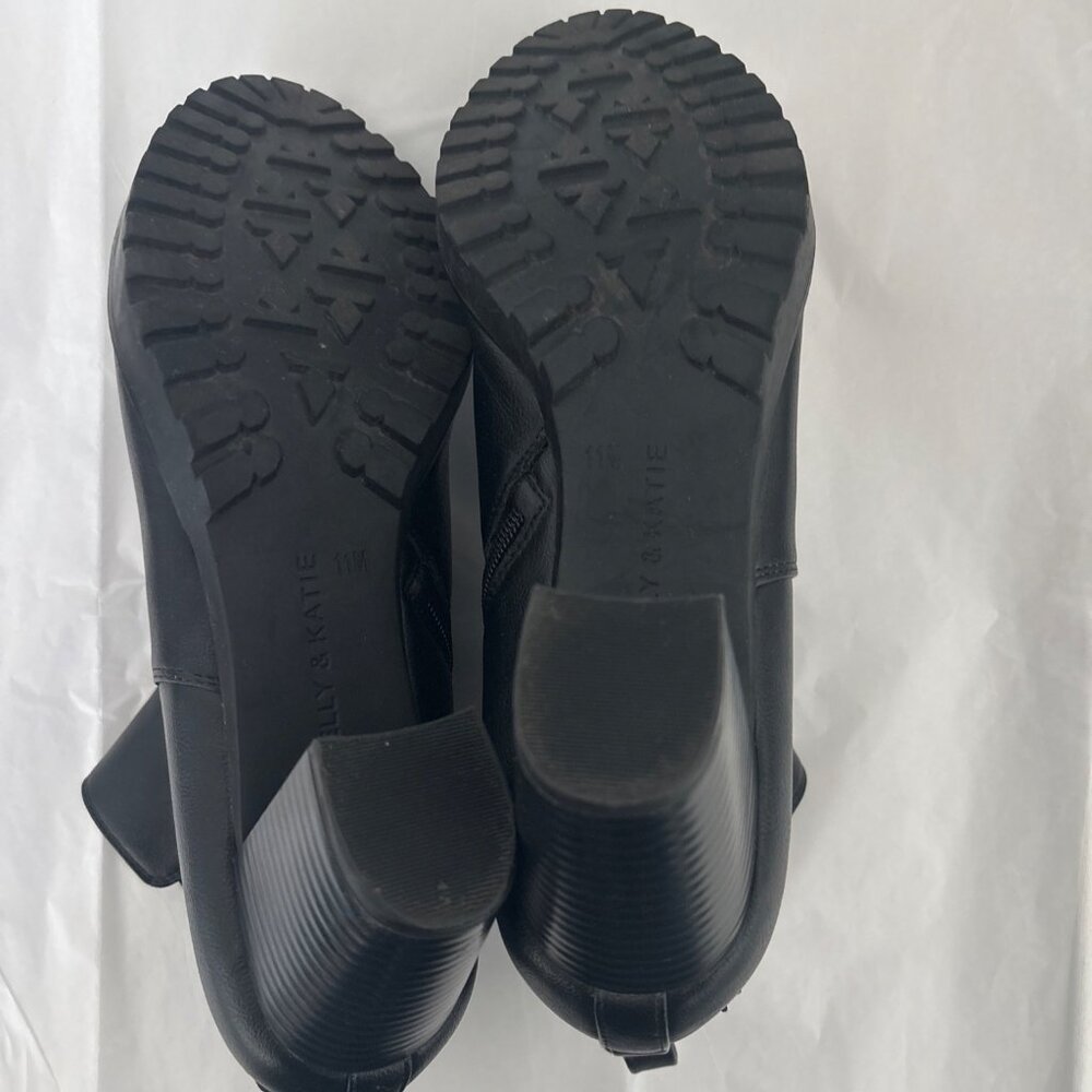 Kelly & Katie Boots Size 11 Black Ankle Office Chic Block Heel Booties Corp Core - Picture 9 of 15